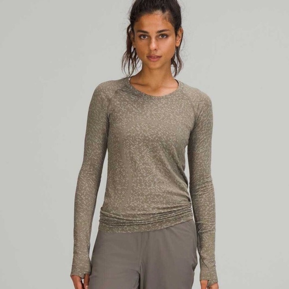 Lululemon swiftly-tech long sleeve shirt - Picture 1 of 4
